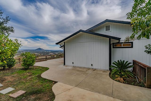 10370 Spunn Rd, Jackson, CA 95642