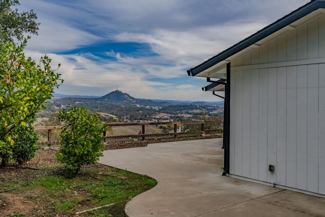 10370 Spunn Rd, Jackson, CA 95642