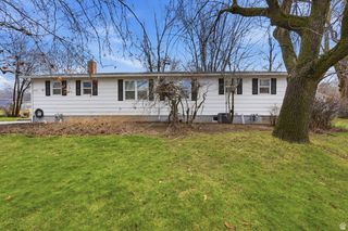 3856 S GRANDVIEW DR, Ogden, UT 84403