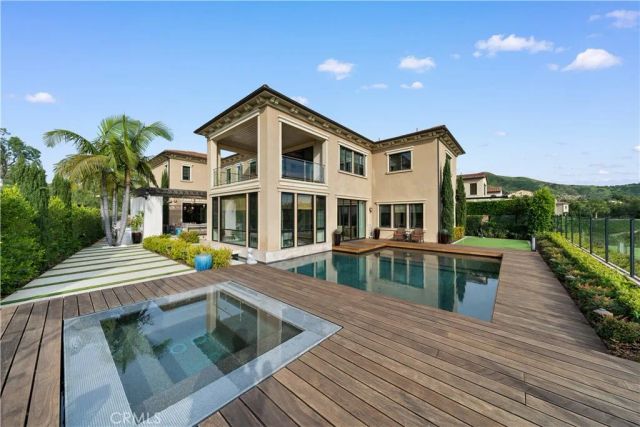 100 Boulder Pass, Irvine, CA 92602