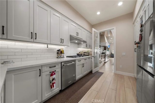 100 Boulder Pass, Irvine, CA 92602