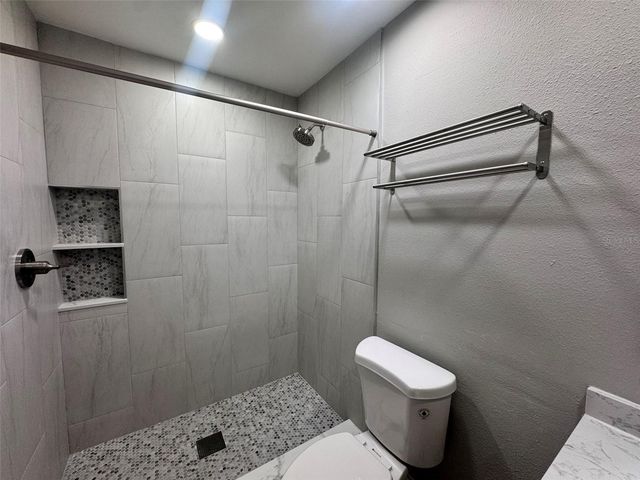 13903 TIMBERLAND DRIVE 204, Orlando, FL 32824