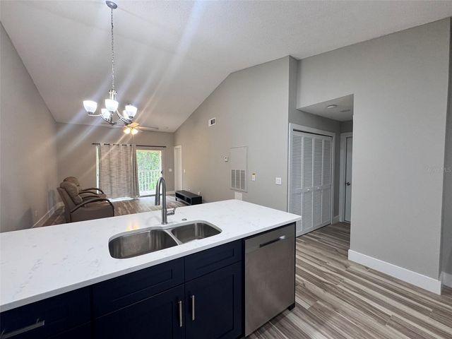 13903 TIMBERLAND DRIVE 204, Orlando, FL 32824