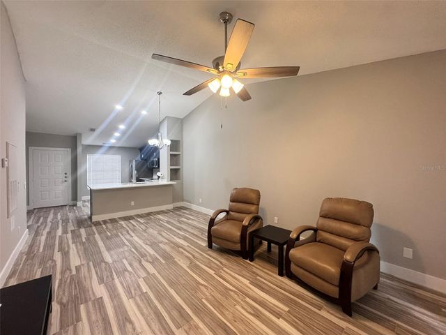 13903 TIMBERLAND DRIVE 204, Orlando, FL 32824