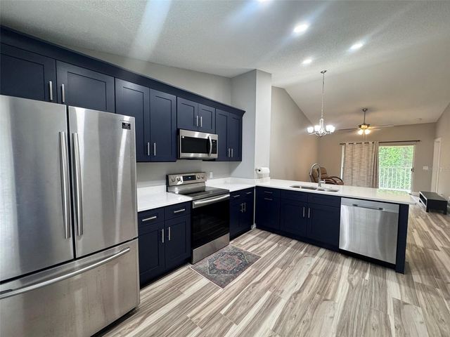 13903 TIMBERLAND DRIVE 204, Orlando, FL 32824