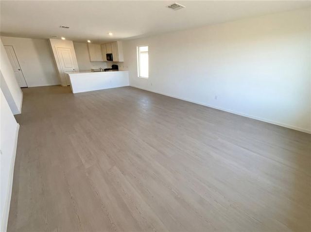 3728 Los Cabos Drive, Mustang, OK 73064