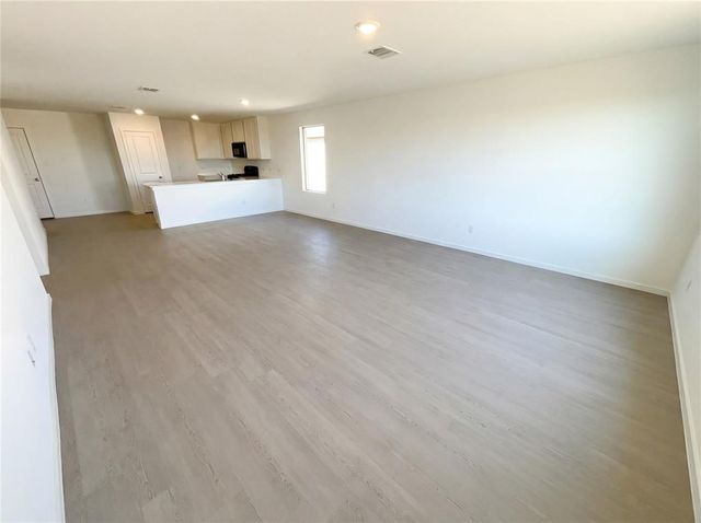 3728 Los Cabos Drive, Mustang, OK 73064