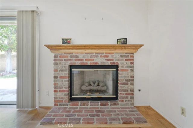 22259 Bassett, Canoga Park, CA 91303