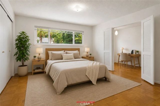 22259 Bassett, Canoga Park, CA 91303