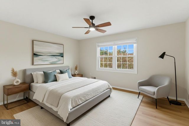 69 JEFFERSON DRIVE, Spotswood, NJ 08884