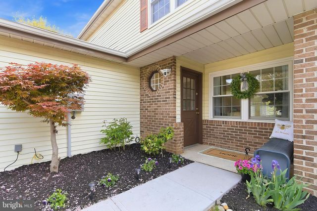 69 JEFFERSON DRIVE, Spotswood, NJ 08884