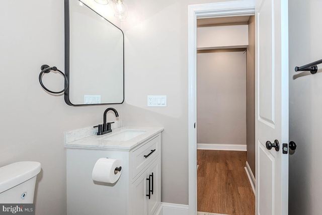 7730 MIDDLEGATE CT, Pasadena, MD 21122