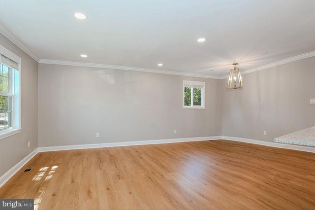 7730 MIDDLEGATE CT, Pasadena, MD 21122