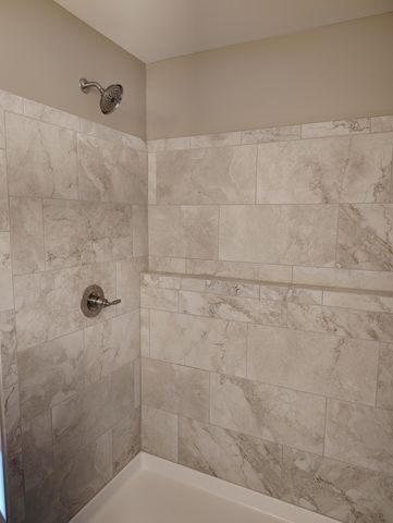 10725 Melbury Court, 296GL, Independence, KY 41051