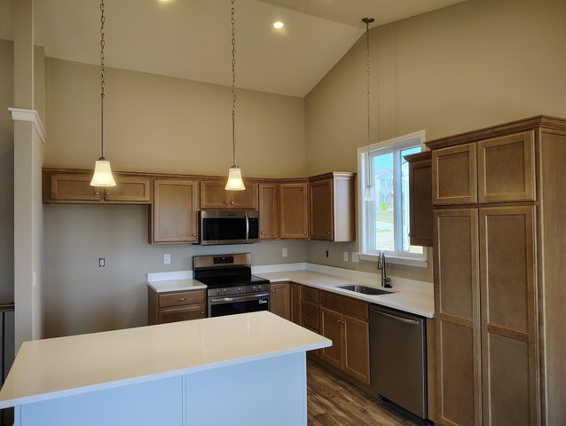 10725 Melbury Court, 296GL, Independence, KY 41051