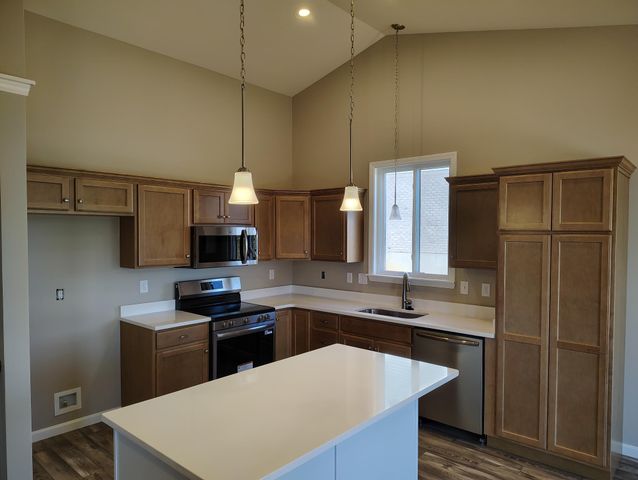 10725 Melbury Court, 296GL, Independence, KY 41051