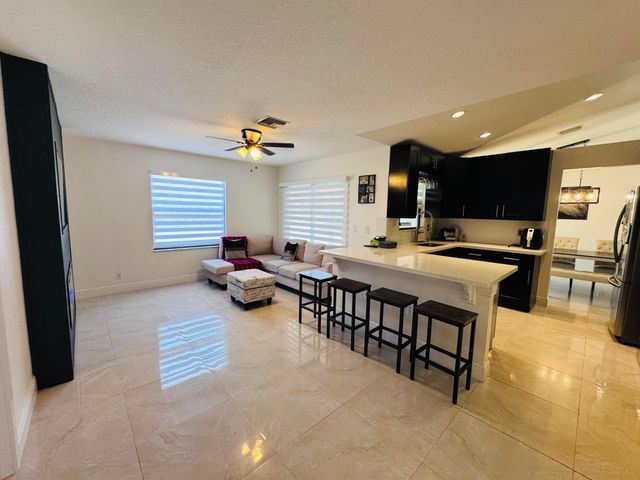 14196 N 77TH Place N, The Acreage, FL 33470