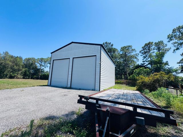 14196 N 77TH Place N, The Acreage, FL 33470