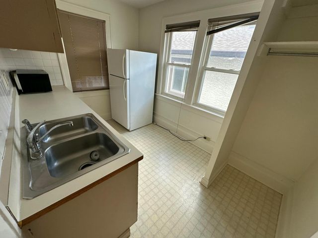 410 Wyandotte Avenue, Columbus, OH 43202