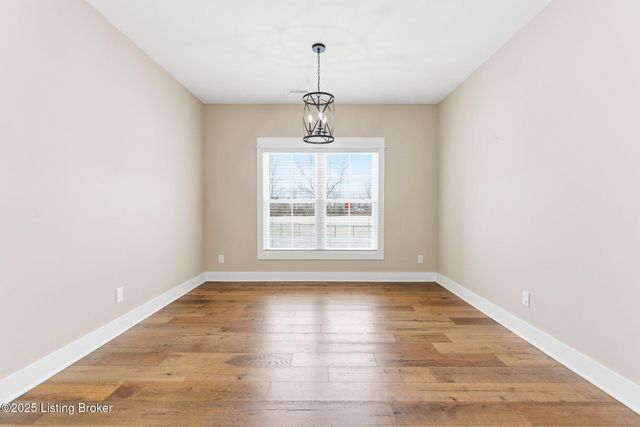 421 Robin Way, Shepherdsville, KY 40165