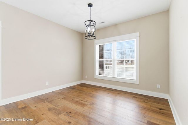 421 Robin Way, Shepherdsville, KY 40165