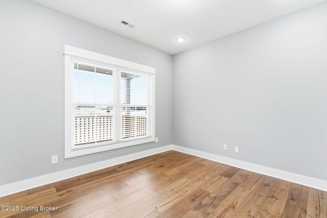 421 Robin Way, Shepherdsville, KY 40165