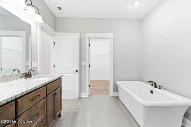 421 Robin Way, Shepherdsville, KY 40165