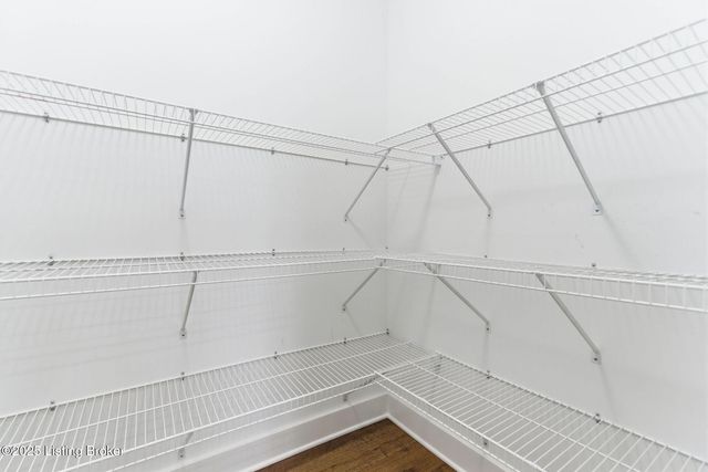 421 Robin Way, Shepherdsville, KY 40165