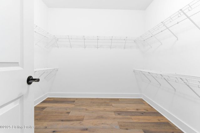 421 Robin Way, Shepherdsville, KY 40165