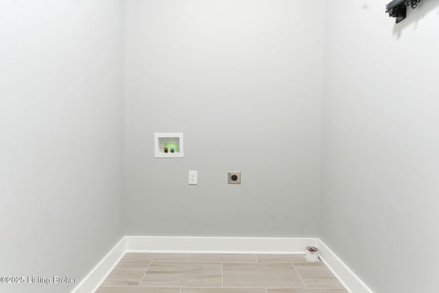 421 Robin Way, Shepherdsville, KY 40165