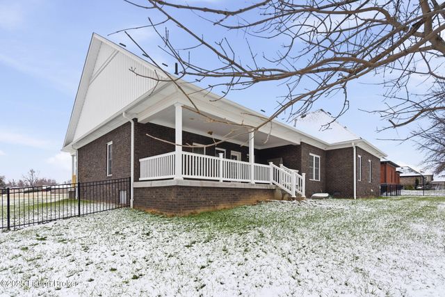 421 Robin Way, Shepherdsville, KY 40165