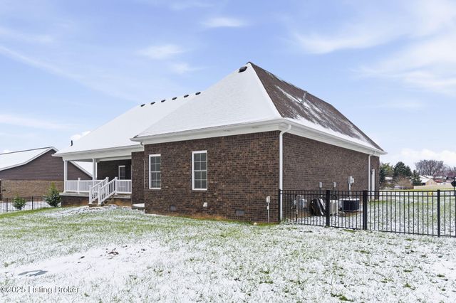 421 Robin Way, Shepherdsville, KY 40165