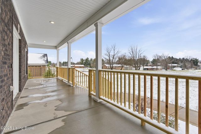 421 Robin Way, Shepherdsville, KY 40165