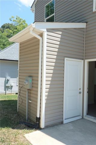 801 E Commerce Avenue, High Point, NC 27260