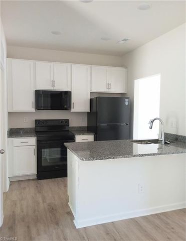 801 E Commerce Avenue, High Point, NC 27260