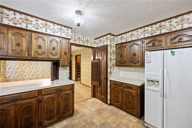 411 Marina Road, Russellville, AR 72802