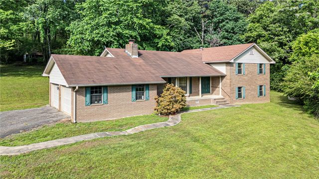 411 Marina Road, Russellville, AR 72802