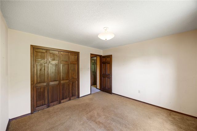 411 Marina Road, Russellville, AR 72802