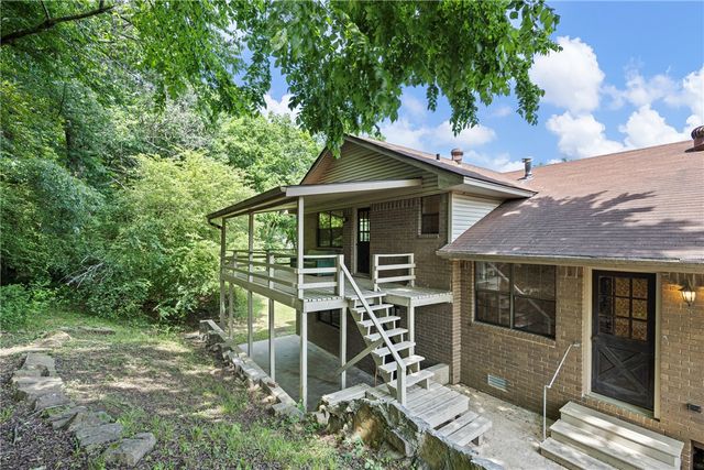 411 Marina Road, Russellville, AR 72802