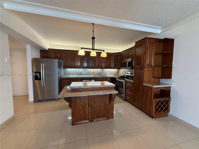 19390 Collins Avenue 502, Sunny Isles Beach, FL 33160