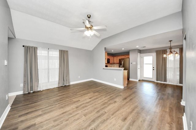15122 Diamond Way, Baytown, TX 77523