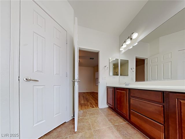 6030 Orlov Trotter Avenue, Las Vegas, NV 89122