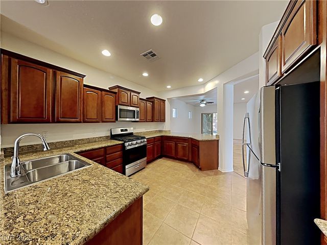 6030 Orlov Trotter Avenue, Las Vegas, NV 89122