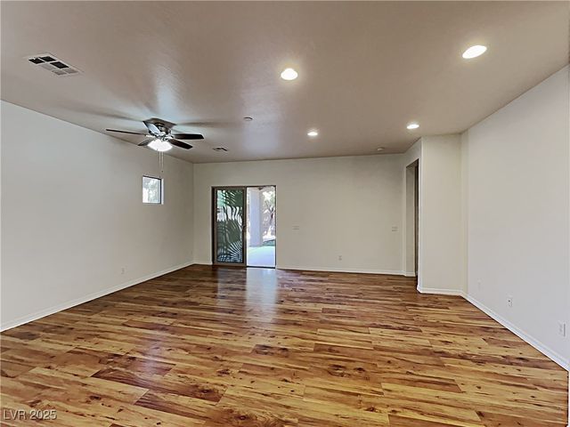 6030 Orlov Trotter Avenue, Las Vegas, NV 89122