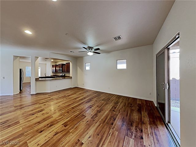 6030 Orlov Trotter Avenue, Las Vegas, NV 89122