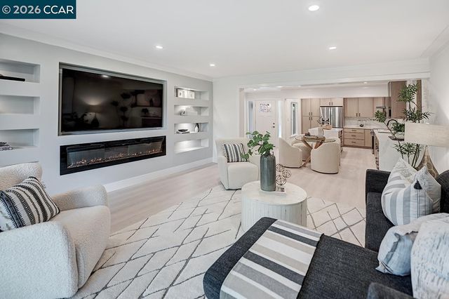 1125 Singingwood Ct 4, Walnut Creek, CA 94595