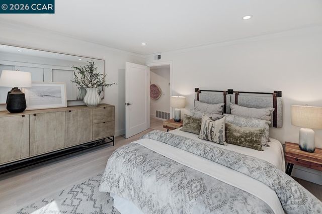 1125 Singingwood Ct 4, Walnut Creek, CA 94595