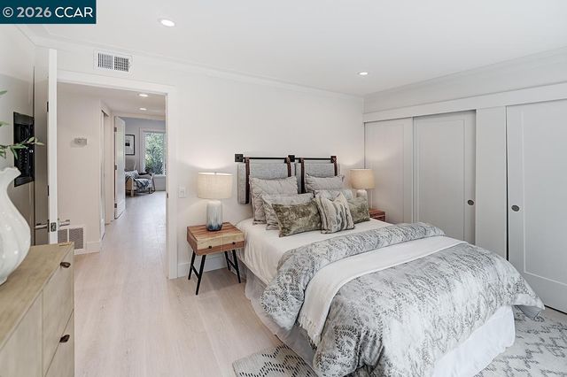 1125 Singingwood Ct 4, Walnut Creek, CA 94595