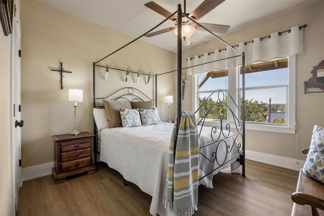 261 Barber DR, Wimberley, TX 78676