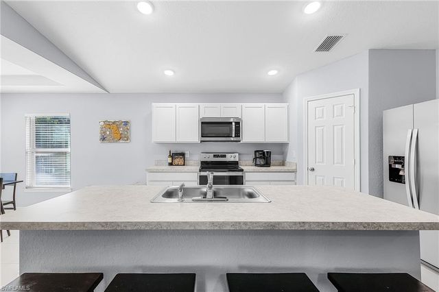 1819 NE 6th AVE, Cape Coral, FL 33909